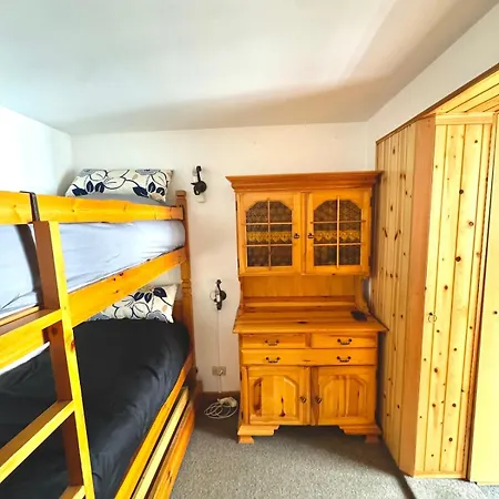 In Cervinia, 50 Meters From The Slopes And Garage