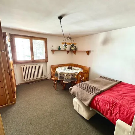 In Cervinia, 50 Meters From The Slopes And Garage *